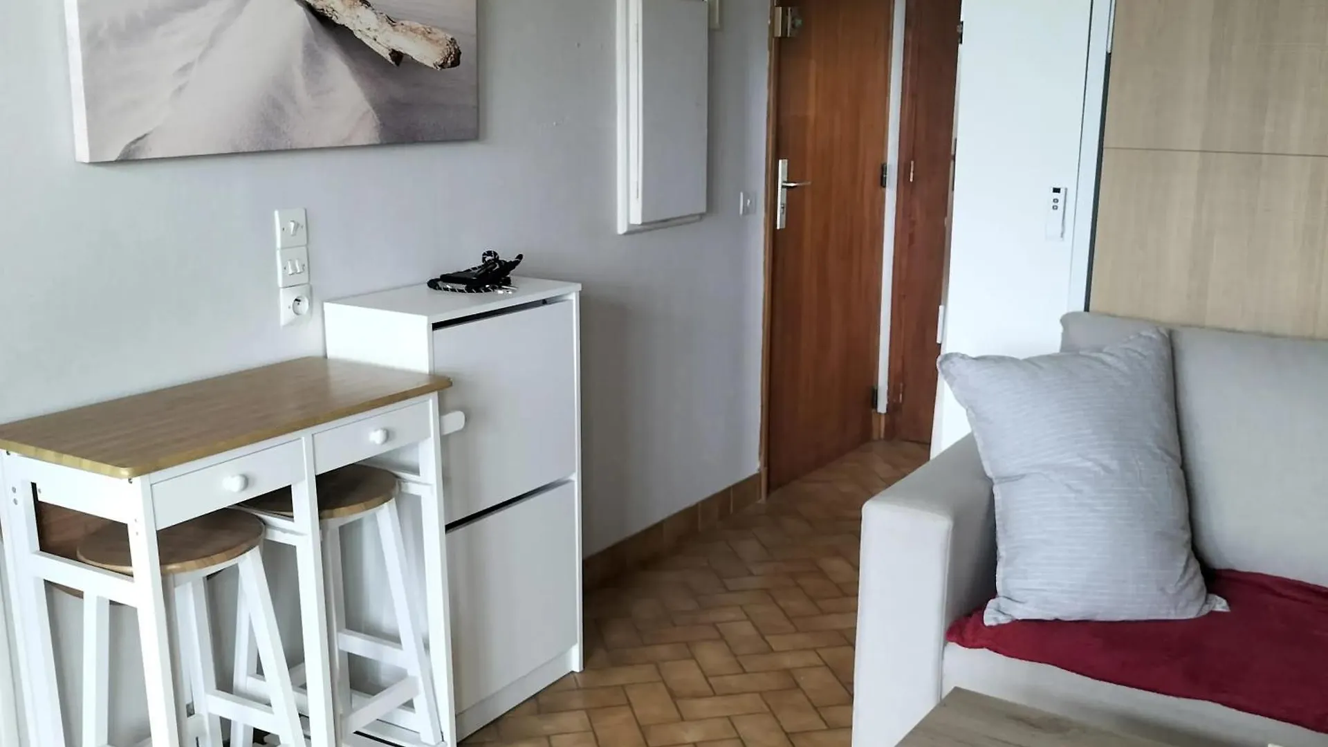 Studio Cosy Avec Terrasse Et Barbecue A Cazaubon 28 M² 0*,